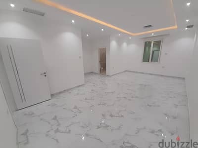 Sabah Al-Ahmad = 4 Bedrooms Balcony Super Deluxe Apartment
