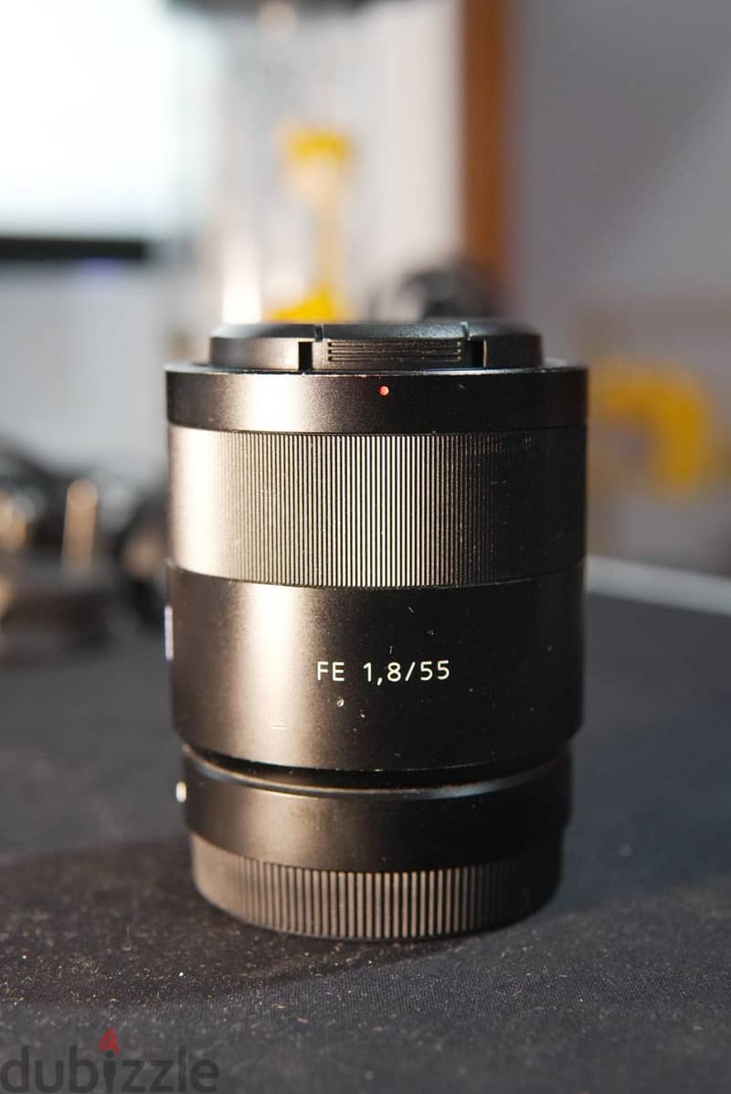 sony 55mm F1.8 zeiss lens 1