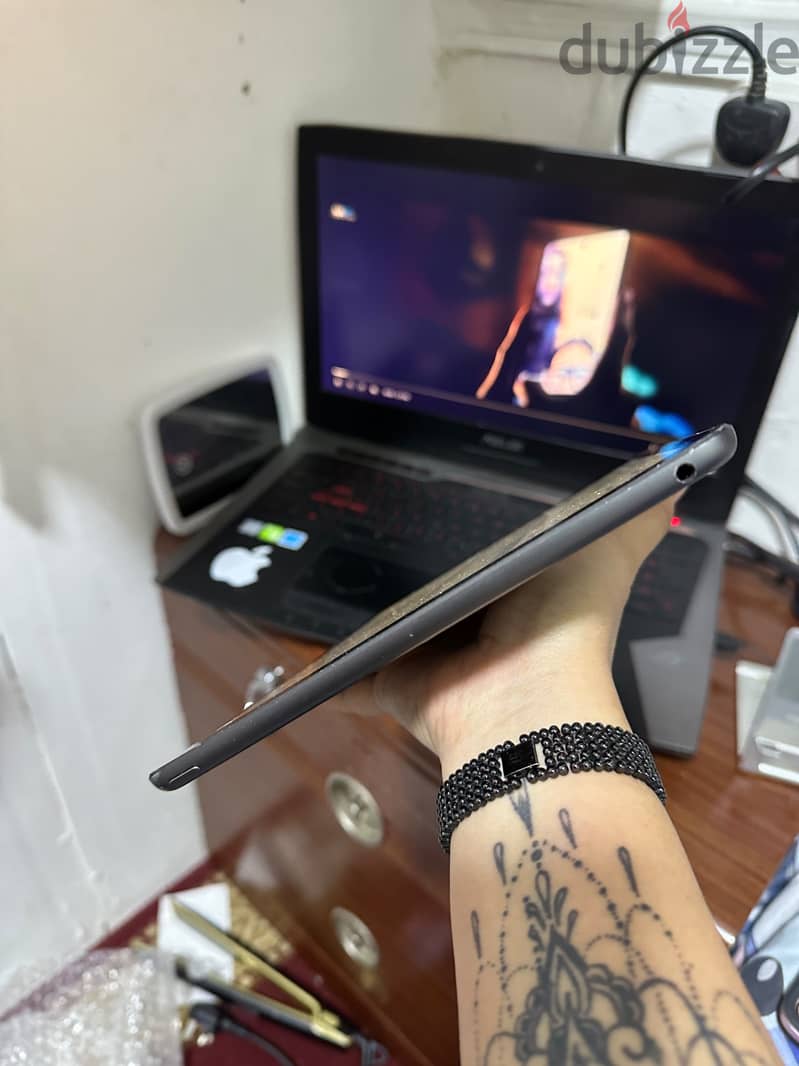 Ipad 8th generation 2