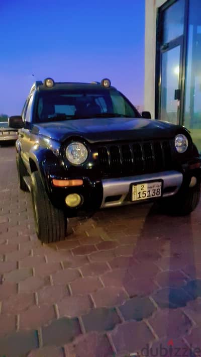 جيب ليبرتى 2003
