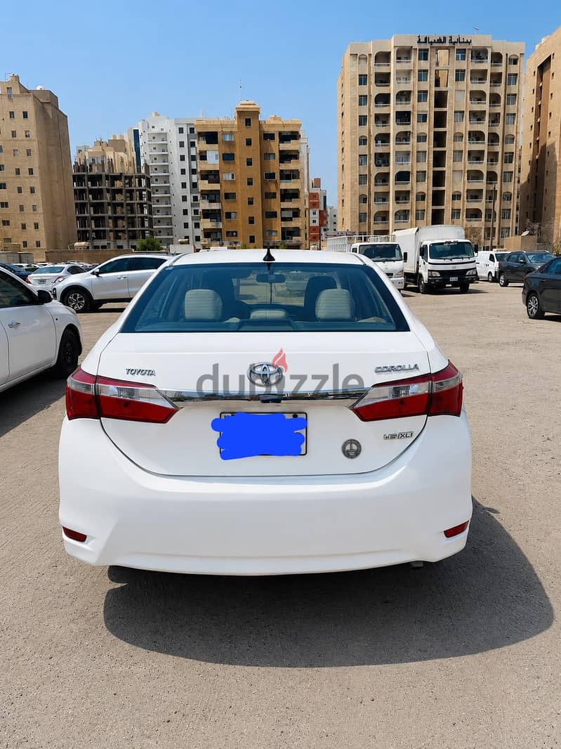 Toyota Corolla 2015 1