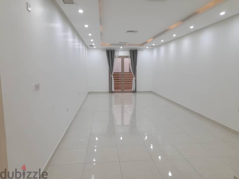 Sabah Al-Ahmad = 3 Bedrooms Balcony Super Deluxe Apartment 1