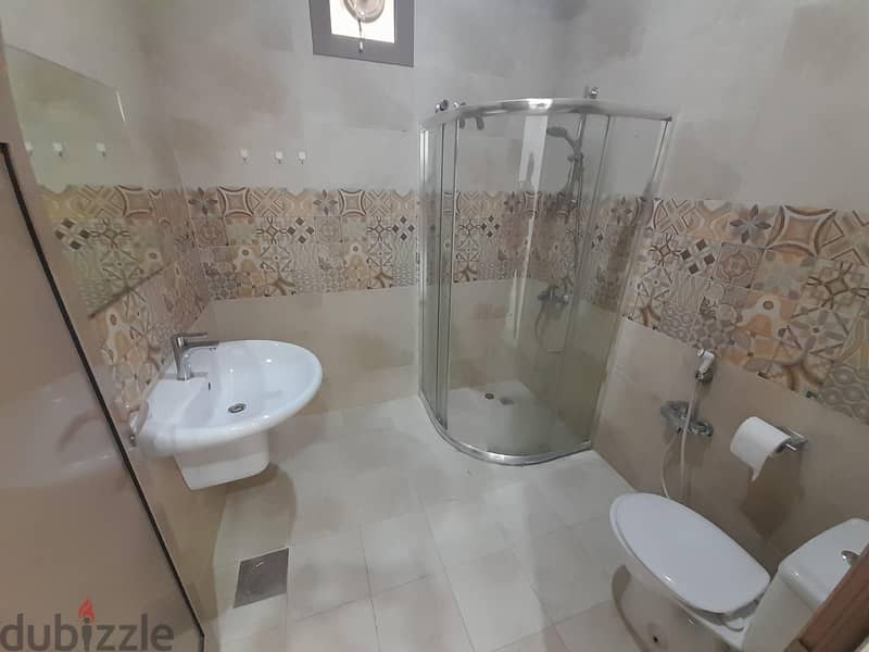 Sabah Al-Ahmad = 3 Bedrooms Balcony Super Deluxe Apartment 5