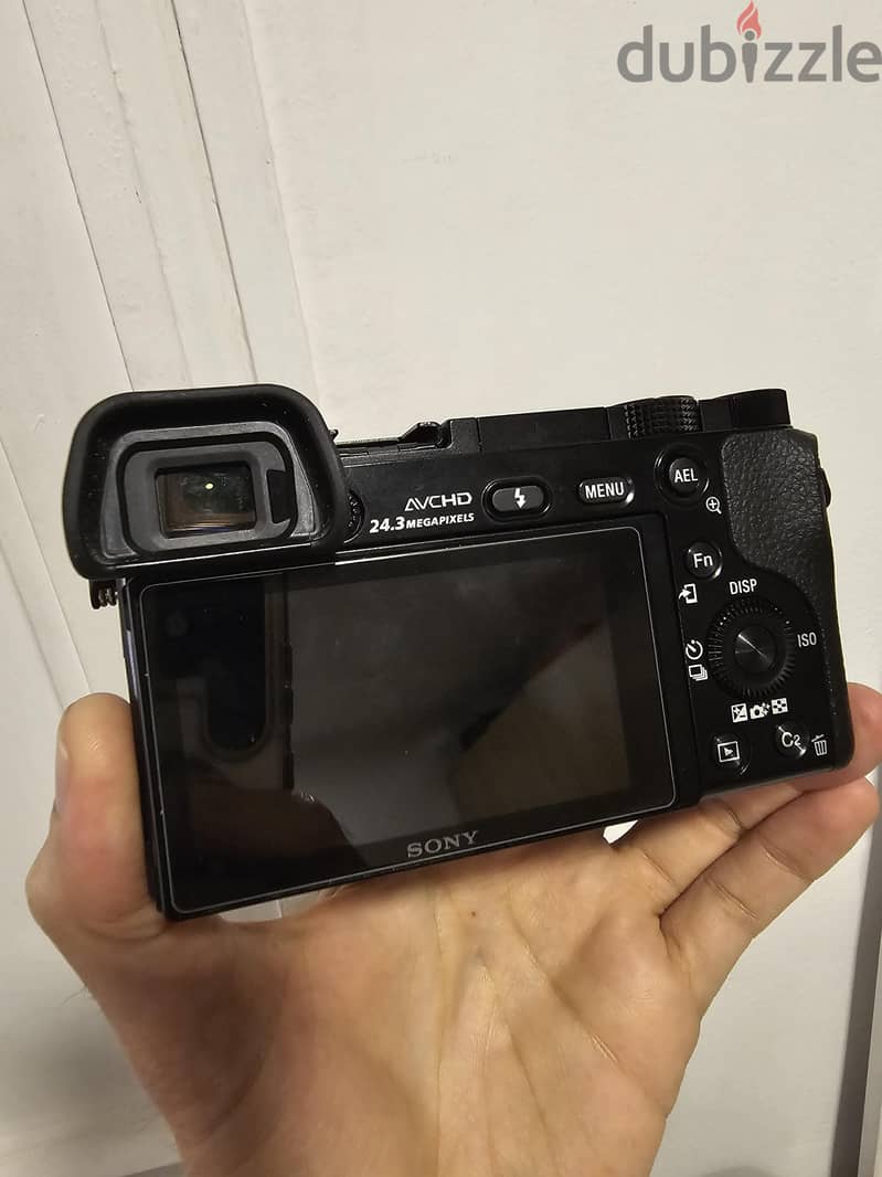 A6000 Neat and clean. . mint condition with few accessories 2