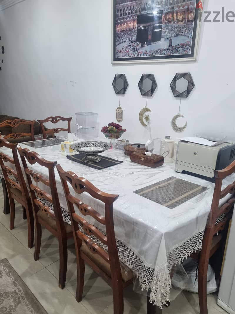 dinning table & leg massager&zain router 5G 1