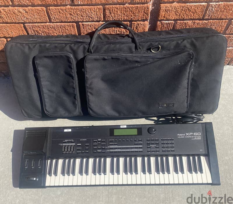 Roland FANTOM-08 88 Keys Keyboard Synthesizer - Black 1