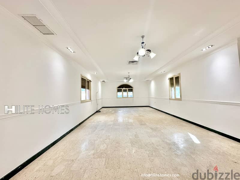 Four bedroom floor with private entrance for rent in Jabriya 2