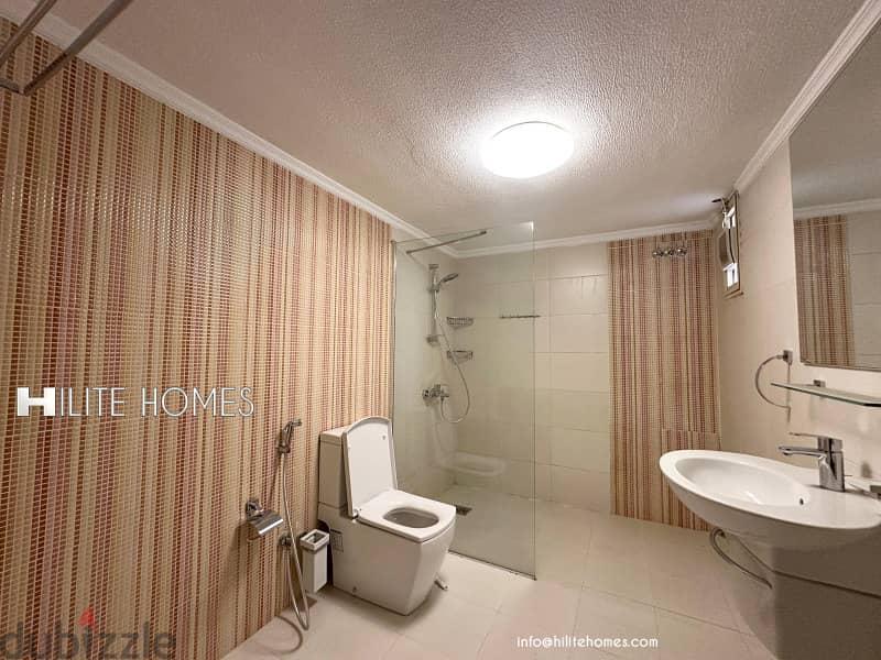 Four bedroom floor with private entrance for rent in Jabriya 6