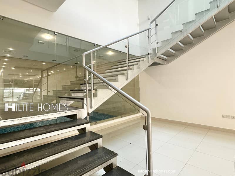 Triplex with Pool for rent in Zahara 9