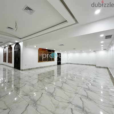 5 bedroom basement floor for rent in Siddeeq