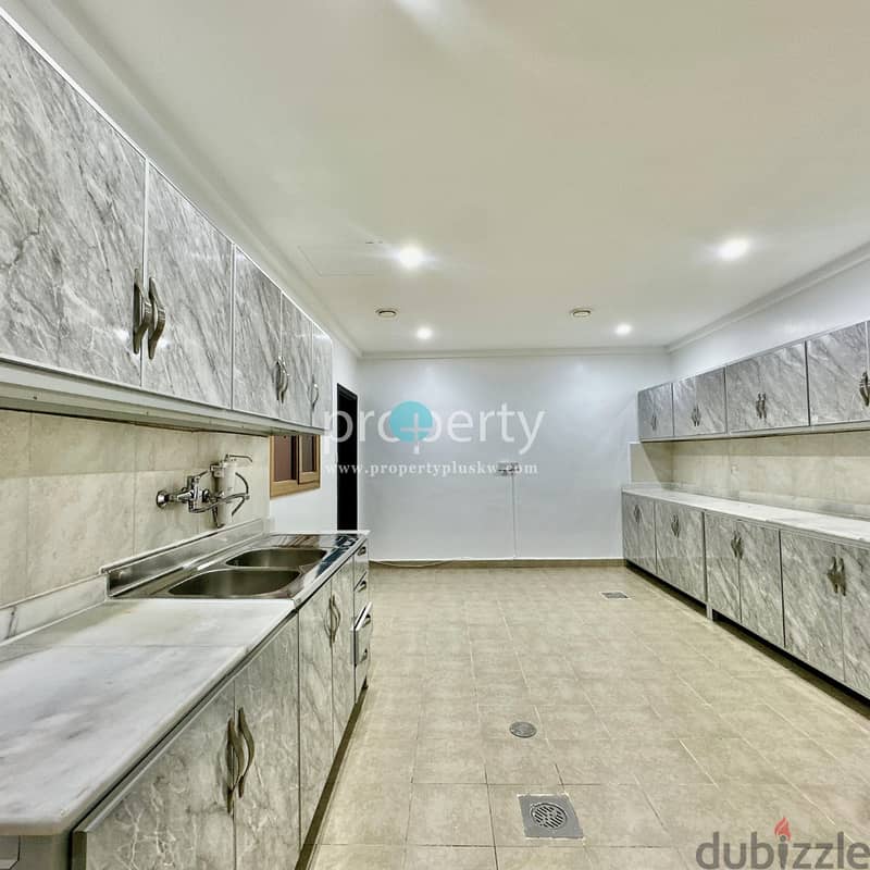 5 bedroom basement floor for rent in Siddeeq 12