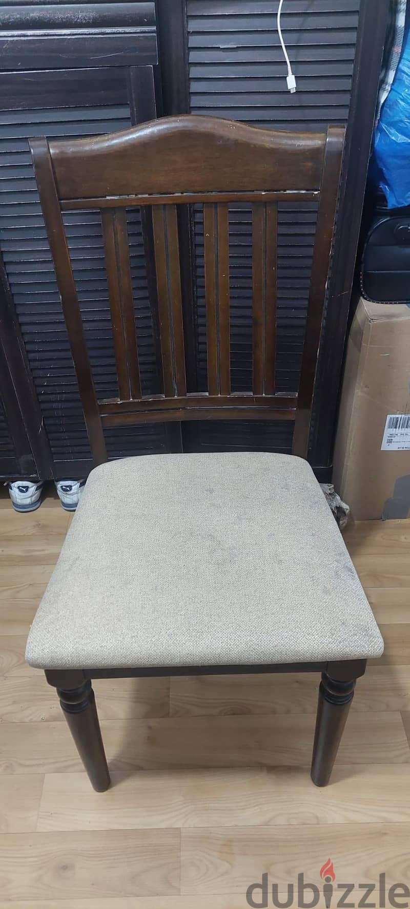 DINING TABLE FOR SALE 2