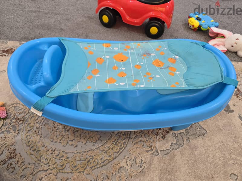 baby guppy deluxe bath tub. 3