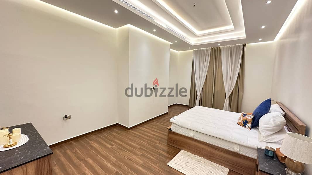Modern style 2 bedroom penthouse 4