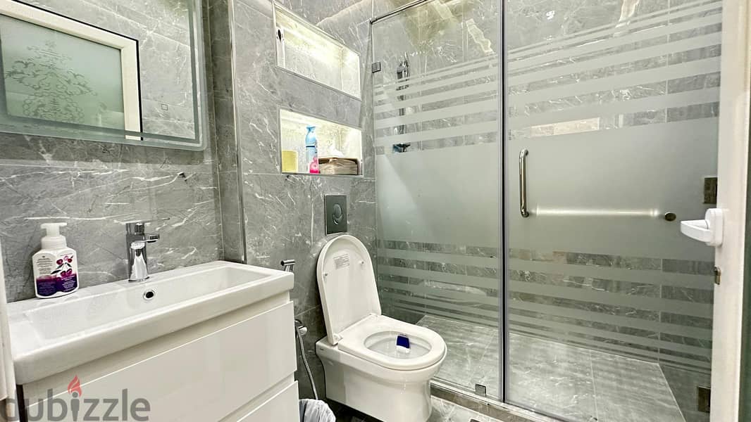 Modern style 2 bedroom penthouse 5