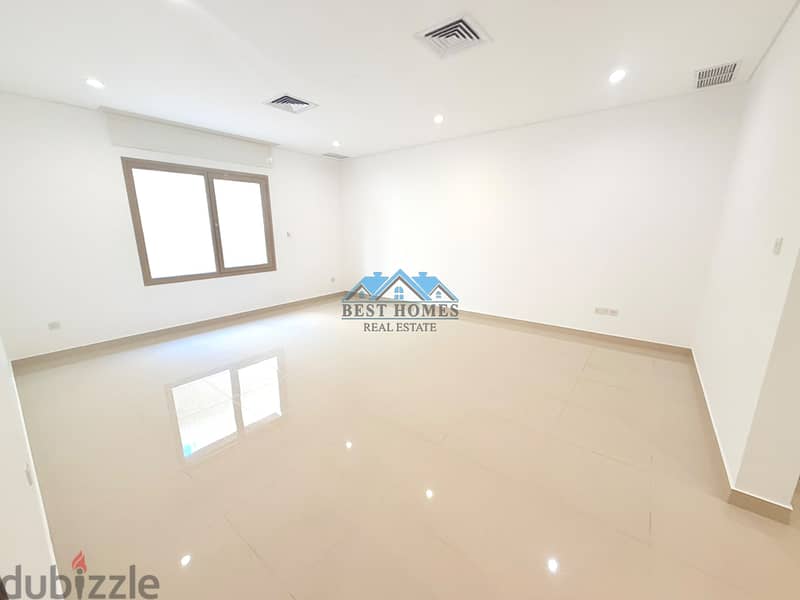 Huge 4 Bedroom Ground Floor Apartment with Private Entrance in Salwa 6