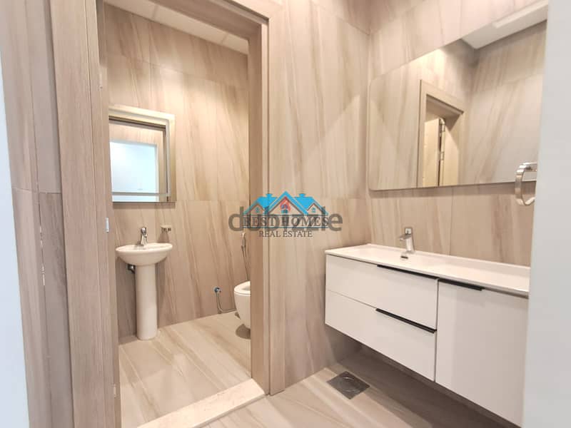 Luxury 4 Master Bedroom Single Floor Apartment in Qortuba 5