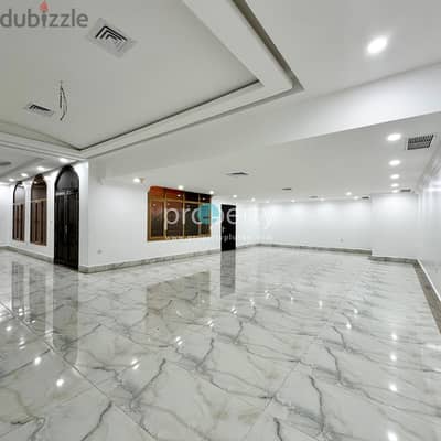 5 bedroom basement floor for rent in Siddeeq