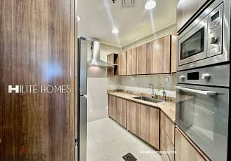 Three bedroom Seaview apartment with balcony for rent in Shaab 11