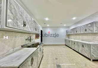 Five bedroom basement floor for rent in Siddeeq 6
