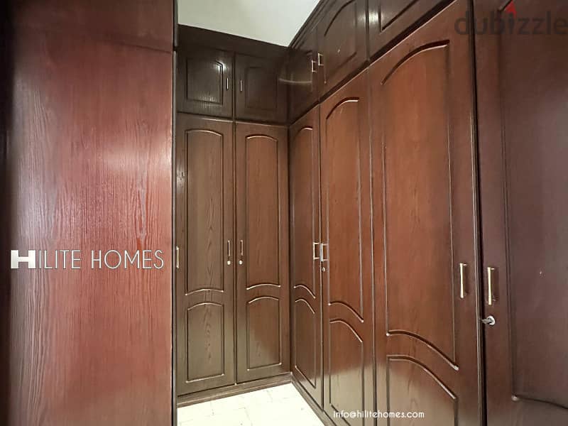 Four bedroom floor with private entrance for rent in Jabriya 14