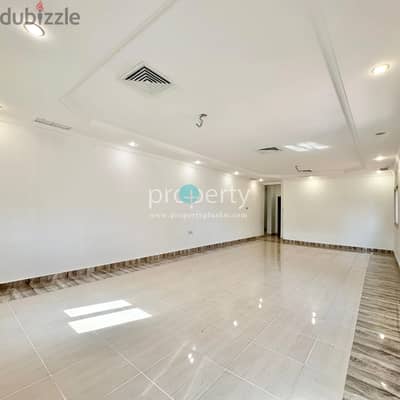 4 bedroom floor for rent in Jabriya