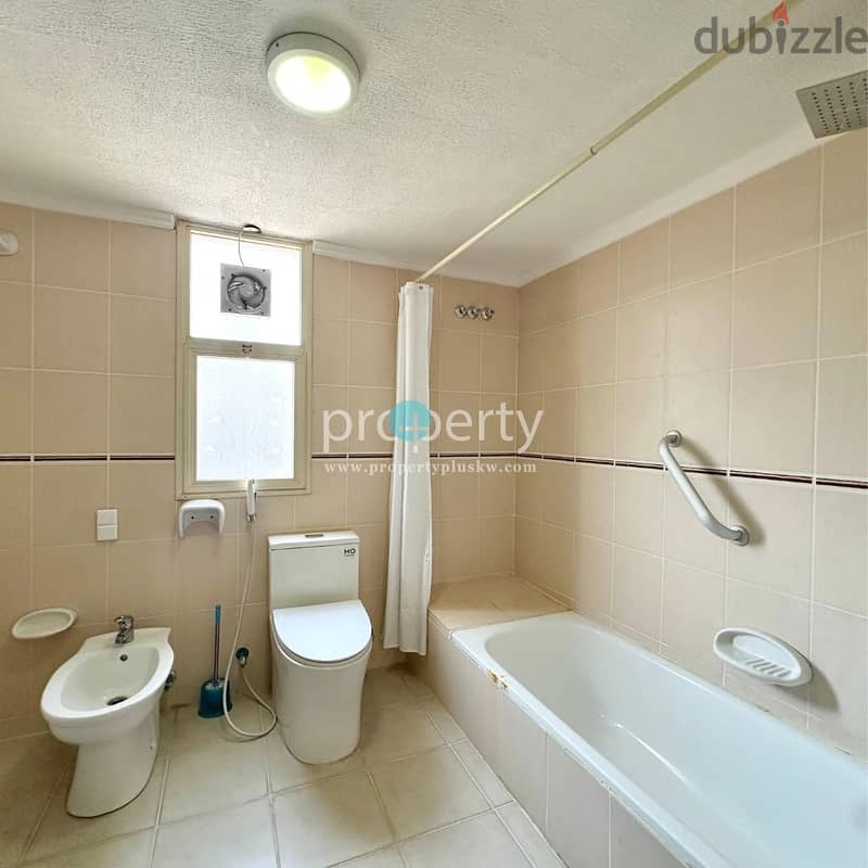 4 bedroom floor for rent in Jabriya 6