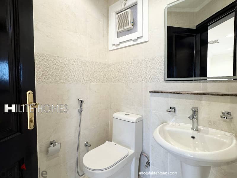 Three bedroom Seaview apartment with balcony for rent in Shaab 10