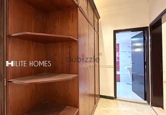 Four bedroom floor with private entrance for rent in Jabriya 5