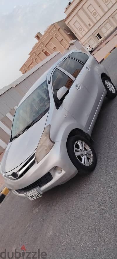 Toyota avanza 2015