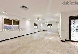 Four bedroom floor with private entrance for rent in Jabriya 1