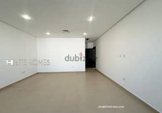 Triplex with Pool for rent in Zahara 4