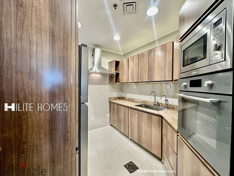 Three bedroom Seaview apartment with balcony for rent in Shaab 11