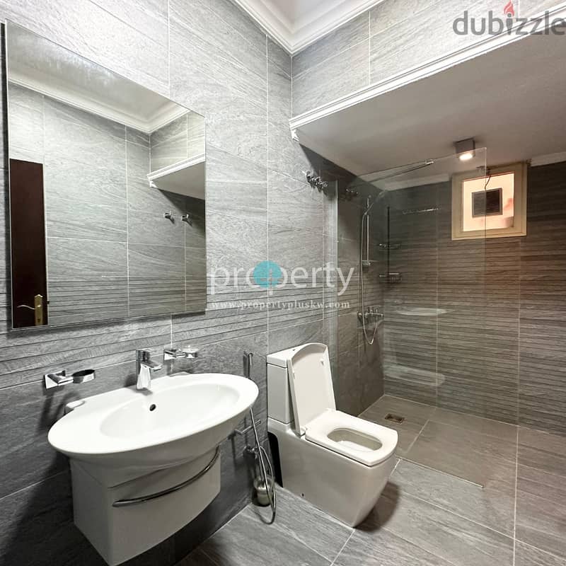 4 bedroom floor with private entrance for rent in Jabriya 2
