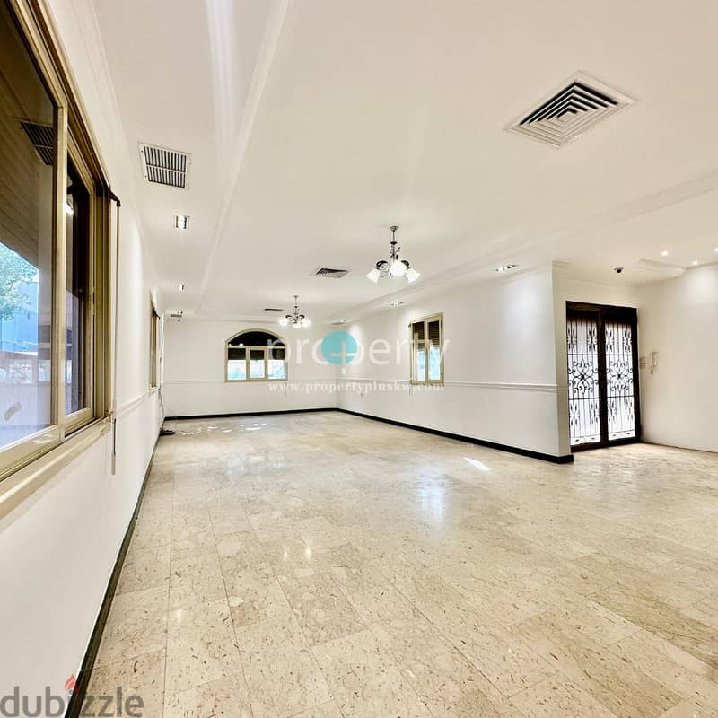 4 bedroom floor with private entrance for rent in Jabriya 4