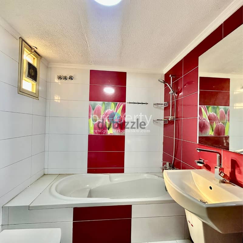 4 bedroom floor with private entrance for rent in Jabriya 9