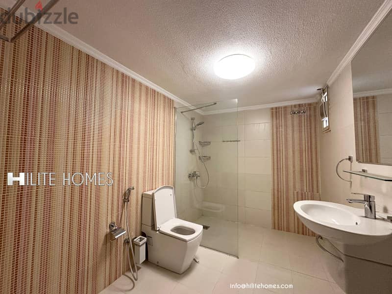 Four bedroom floor with private entrance for rent in Jabriya 5