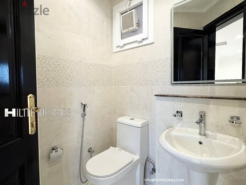 Three bedroom Seaview apartment with balcony for rent in Shaab 10