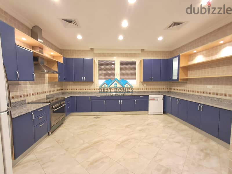 Luxury 4 Master Bedroom Floor Apartment with Balcony in Surra 14