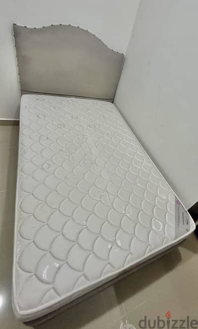 Bed with matress 120x200 cm