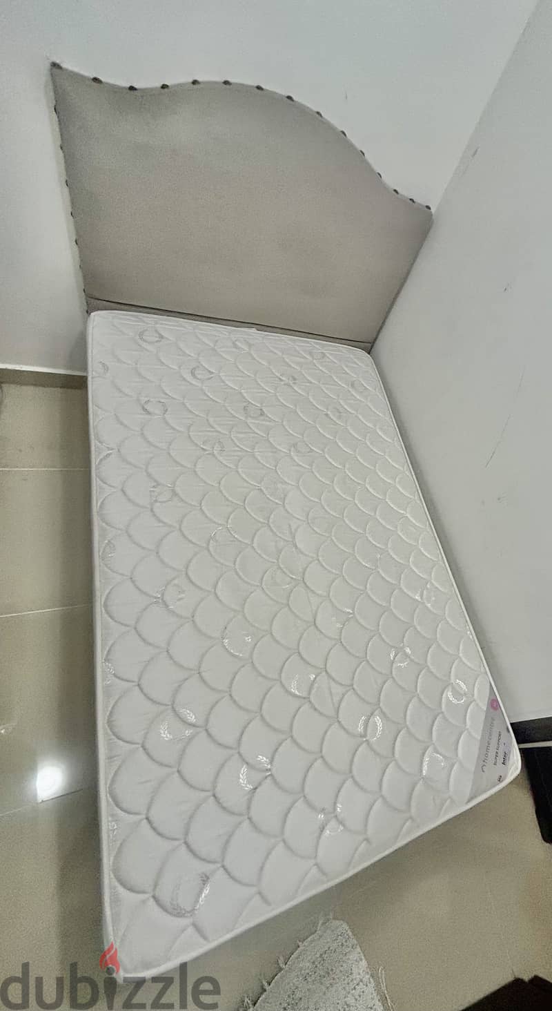 Bed with matress 120x200 cm 3
