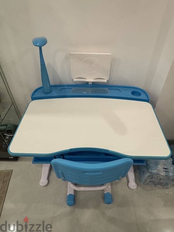 مكتب Study desk 1