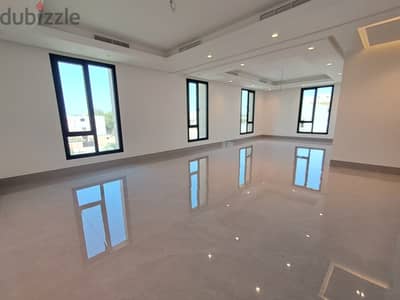 Modern style 4 Bedroom Floor