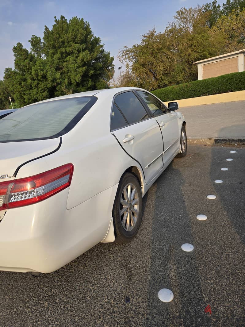 Toyota Camry 2010 3