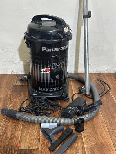 Panasonic Drum Vacuum cleaner(Made in Malaysia)
