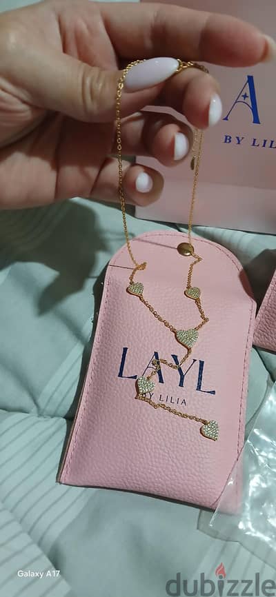 للبيع اكسسوارات