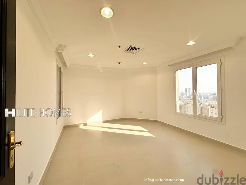 Three bedroom Seaview apartment with balcony for rent in Shaab 3