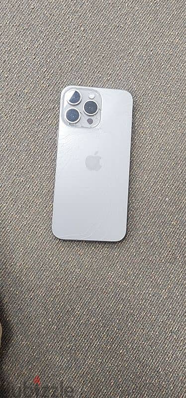 iPhone 15promax 512GB 3