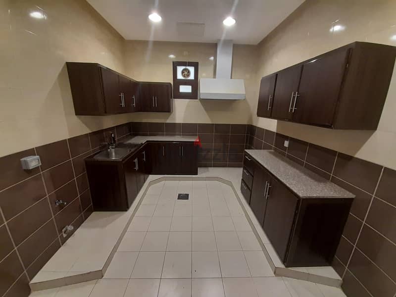 Spacious 4 Bedrooms Roof Floor Big Balcony in Sabha Al Ahmad area 3