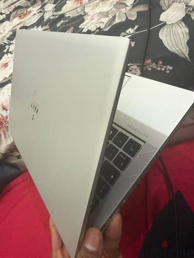 Hp elitebook 830 G8   11th generation